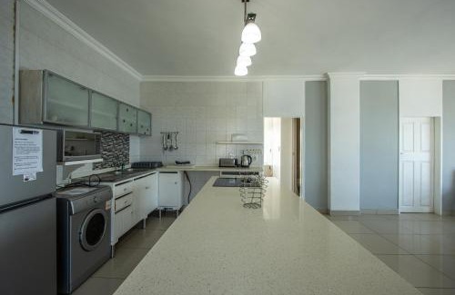 Margate Beach Apartment | Seagull 501
