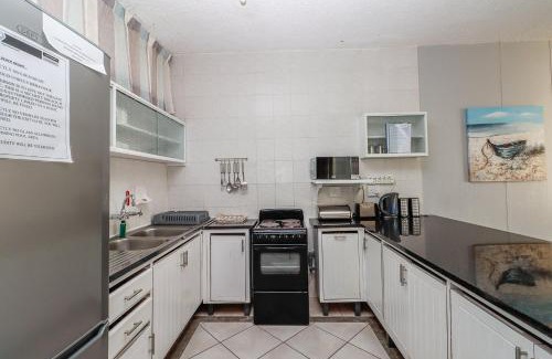 Margate Beach Apartment | Seagull 507