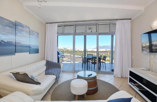 Big Bay Apartment | Seaside bliss Big bay