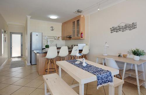 Big Bay Apartment | Seaside bliss Big bay