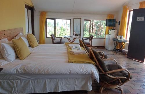 Salt Rock Bed & Breakfast | Seaside Lodge B&B