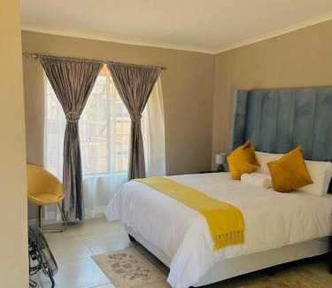 Bela-Bela House | SERENE ACCOMMODATION PALACE