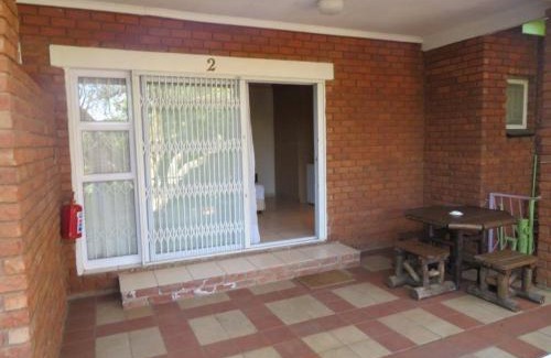 Schoemansville House | Shalamanzi Lodge