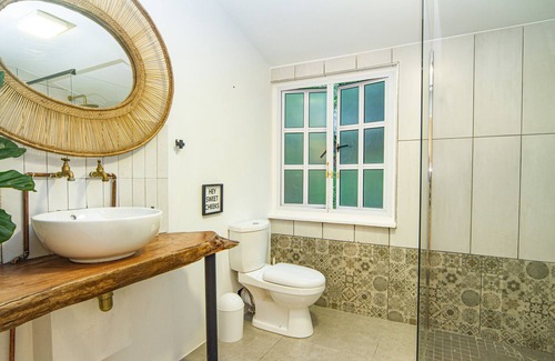 La Lucia Cabin | Shelbourne Boutique Lodge