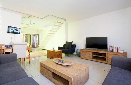 Bo'Kaap Apartment | Shortmarket 144