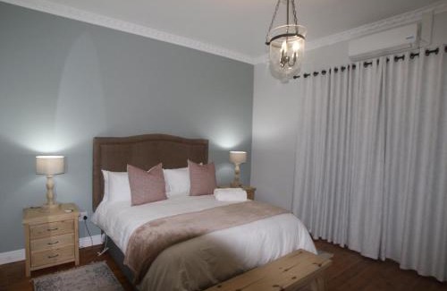 Steytlerville House | Sonop