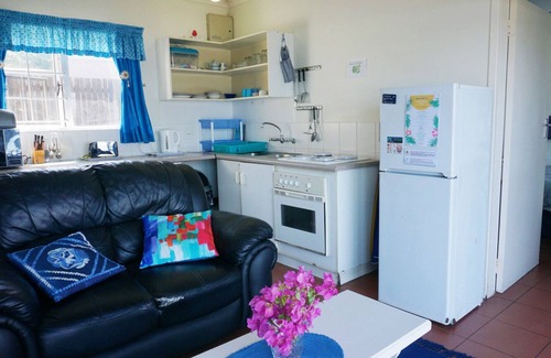 Ramsgate South Apartment | Southern Comfort - Periwinkle