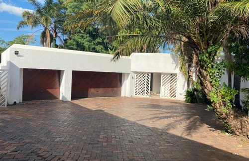 Greater Johannesburg Metropolitan Area Bed & Breakfast | Stallion BnB