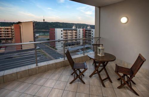 Durban Point Apartment | Stay at The Point - Seaside Saunter