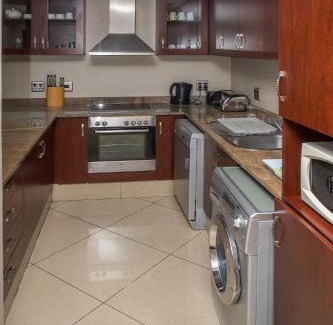 Durban Point Apartment | Stay at The Point - Seaside Saunter