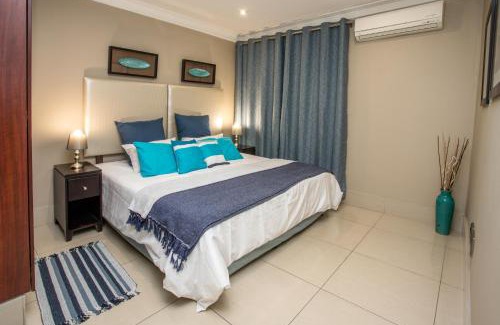 Durban Point Apartment | Stay at The Point - Seaside Saunter