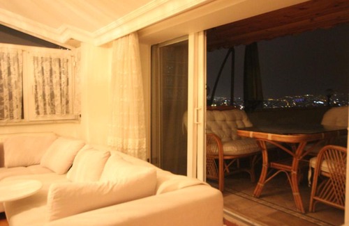 Cankaya Apartment | Stone House
