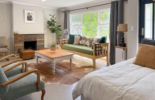 Eikenbosch Apartment | Stones - Cape Town Self Catering