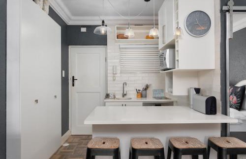 Mouille Point Apartment | Studio 23