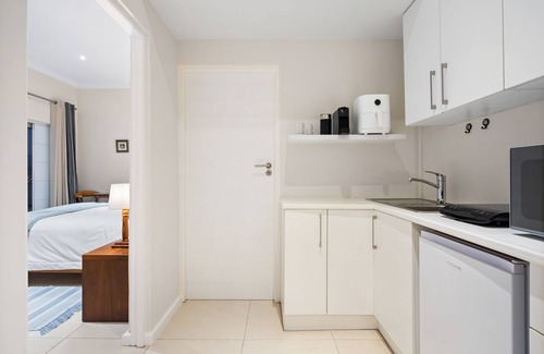 Mountainside Apartment | Suikerbossie 52 - One Bedroom Apartment, Sleeps 2