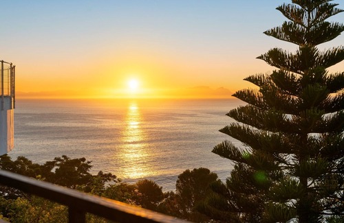 Mountainside Apartment | Suikerbossie 52 - One Bedroom Apartment, Sleeps 2