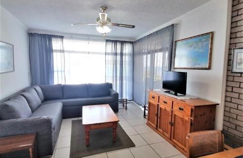 Margate Apartment | Summer Rocks 6