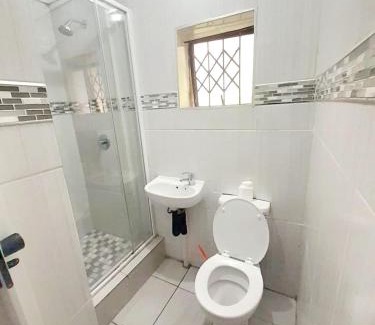 Kingsborough House | The Amazing Amazon Guesthouse