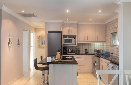 Shaka's Rock Apartment | The Beacon 84