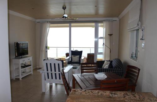 Mountainside Apartment | The Blue Marine Self-Catering