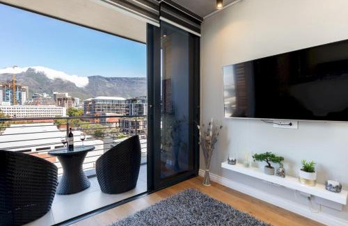 Cape Town City Centre Apartment | The Docklands 509 by CTHA