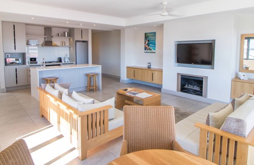 Hermanus City-Centre Bed & Breakfast | The Gallery Studios