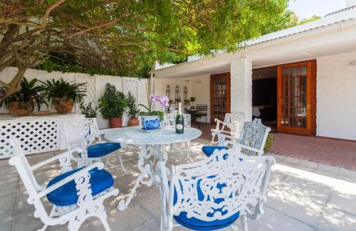 Franschhoek Apartment | The Garden View Suite