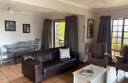 Graskop House | The Gem Emerald