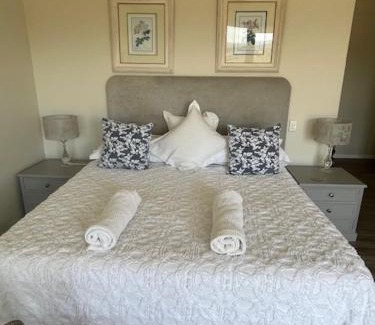 Plettenberg Bay House | "THE HARVEY's" - 18 Lynnwood Estate, Plettenberg Bay