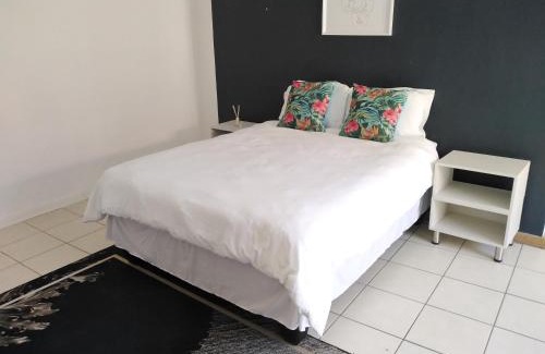 Bloemfontein House | The Host
