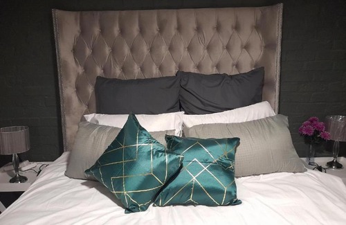 Downtown Johannesburg Apartment | The Independent Traveler