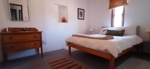 Prince Albert Apartment | The Karoo Prinia