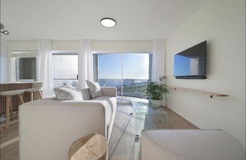 West Beach Apartment | The Lighthouse - Sea View Apartment