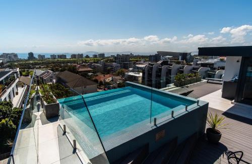 Three Anchor Bay Apartment | The Murex