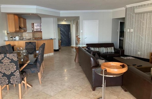 Umhlanga Apartment | The Oysters Apartment