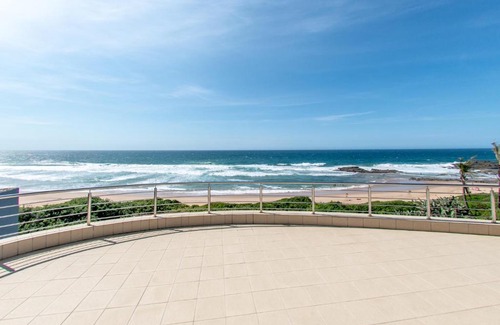Tinley Manor House | The residence on Sea View