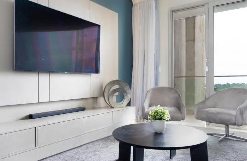 Greater Johannesburg Metropolitan Area Apartment | The Tyrwhitt Rosebank