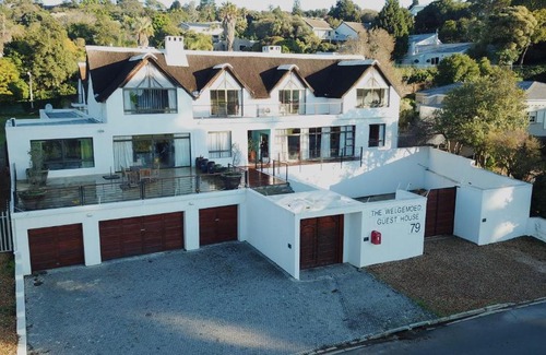 Eikenbosch House | The Welgemoed Guest House