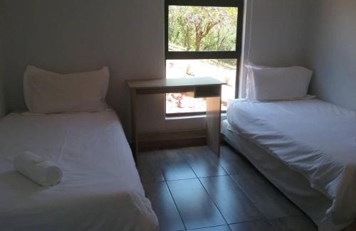 Bela-Bela Hostel | Thuto Centre Conferencing & Bush Lodge