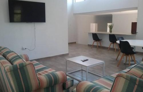 Bela-Bela Hostel | Thuto Centre Conferencing & Bush Lodge