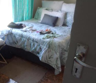 Ekurhuleni House | TL YAHWEH GUEST HOUSE