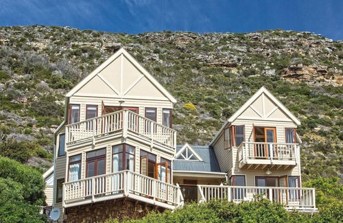 Fish Hoek Hotel | Tranquility Guest House