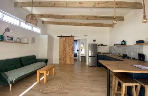Kommetjie Apartment | Tree House by the Ocean