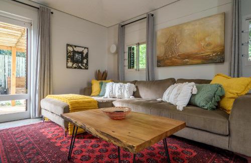 Plettenberg Bay Apartment | Treebia Self-catering - Loadshedding Free