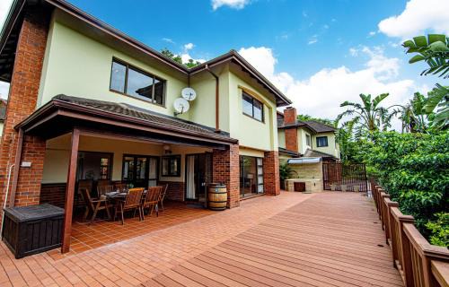 Pennington House | Turnberry House T16 - Selborne Golf Estate