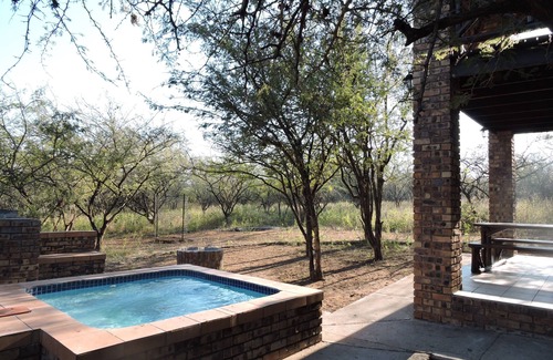 Marloth Park House | Umvangazi Rest - Enjoy a relaxing, rejuvenating and peaceful setting in the bush