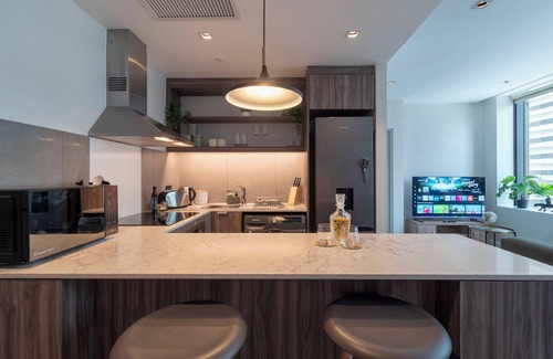 Cape Town City Centre Apartment | Urban City Living - Suite 1301 - Foreshore Place
