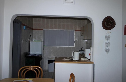 Manaba Beach Apartment | Uvongo Chalet 3