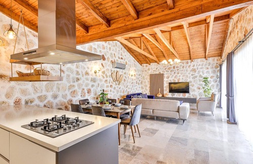 Uzumlu Villa | Uzumlu Village 3 Bedroom Villa - 2988