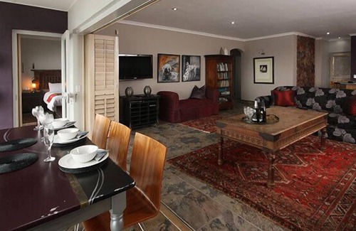 Hermanus City-Centre Apartment | View at 18